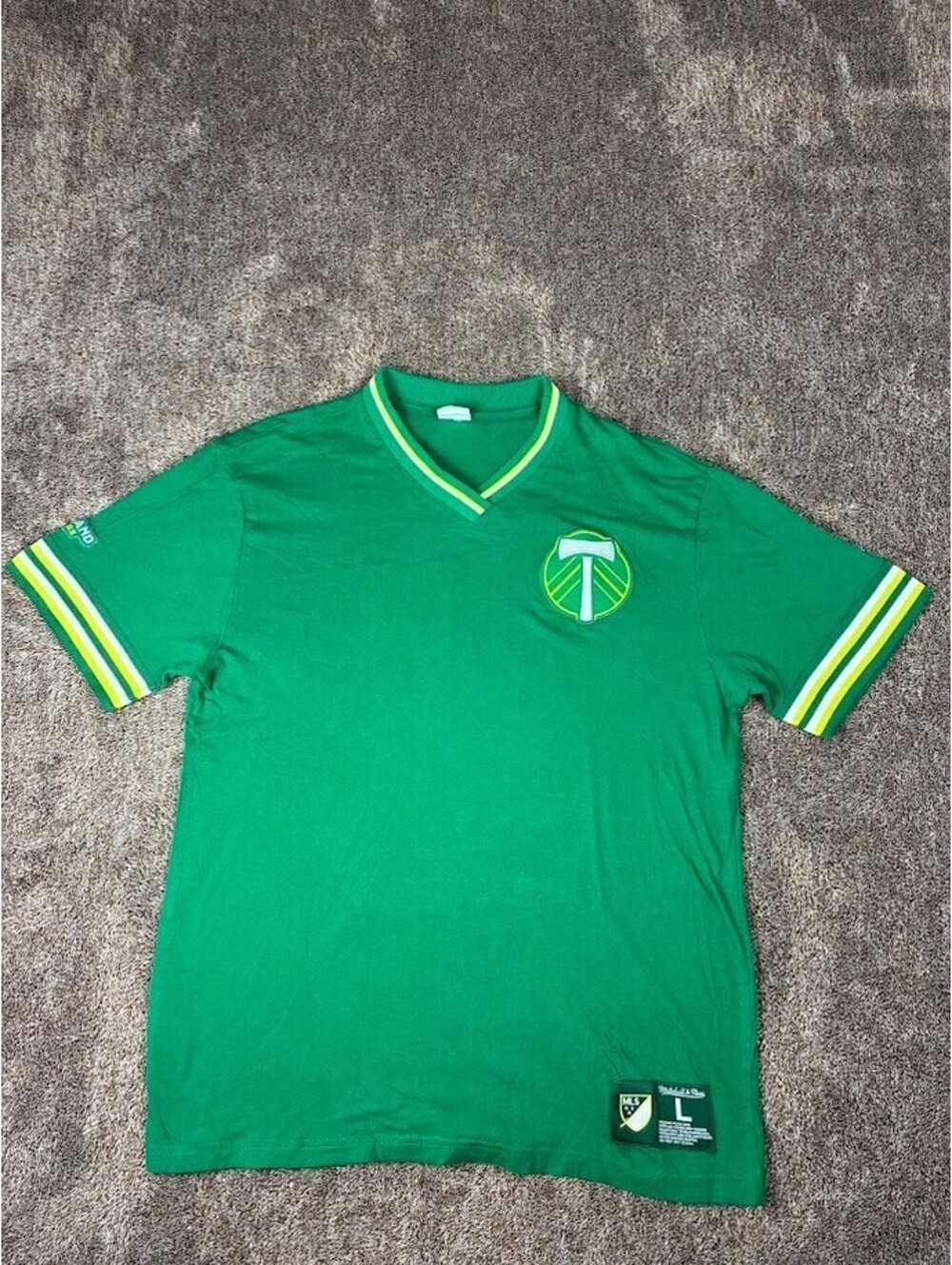 Mitchell & Ness Portland Timbers Soccer Club Jersey Size Large